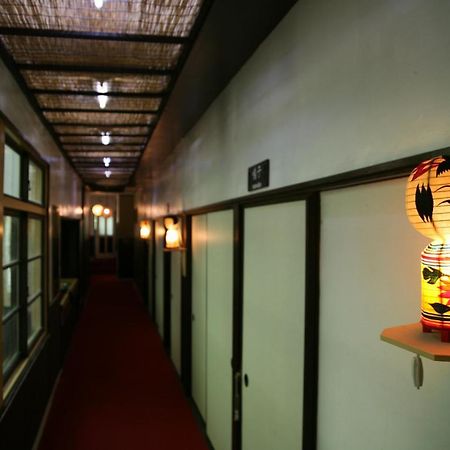 Отель Nurukawa Onsen Hirakawa Экстерьер фото